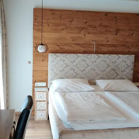 Wachau Hotel Klagenfurt am Wörthersee